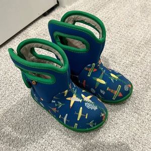 Bogs insulated fur lined winter mountain II rain/snow boot- size 7